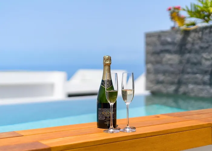 Aquasuites Luxury B07