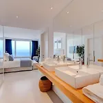 Aquasuites Luxury B07 公寓 *